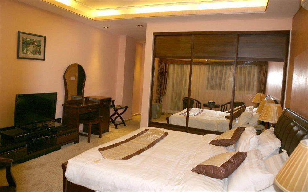 Seven Wonders Bedouin Camp Hotel Wadi Musa Exterior photo